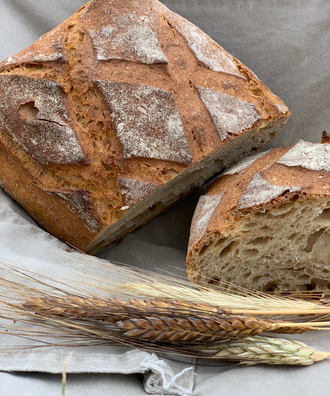 Pain au levain à la farine semi-complète de Blé de population - blé ancien